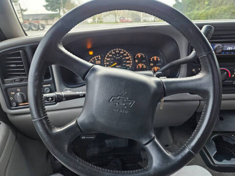 2000 Chevrolet Silverado 1500 LS