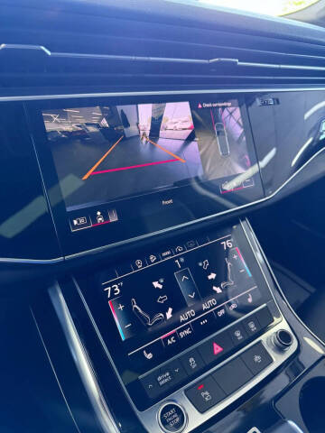 2022 Audi Q7 quattro Premium Plus 55 TFSI