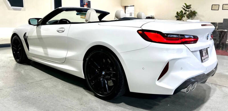 2020 BMW M8