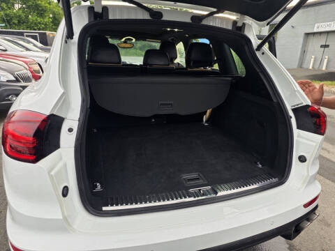 2017 Porsche Cayenne S