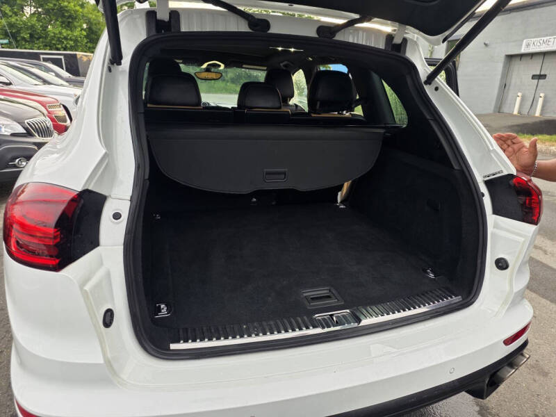 2017 Porsche Cayenne S