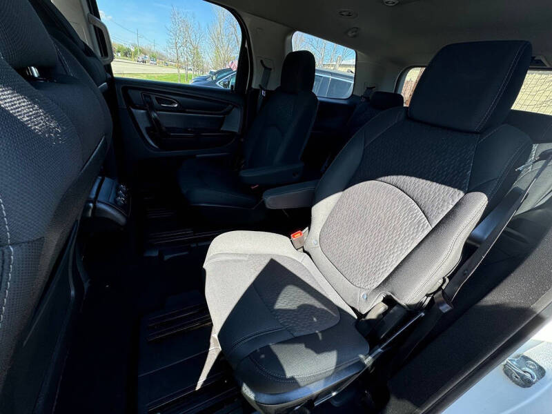 2014 GMC Acadia SLE-2