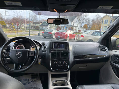 2017 Dodge Grand Caravan SXT