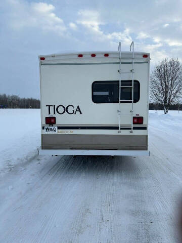 2001 Ford E-Series E-450 SD