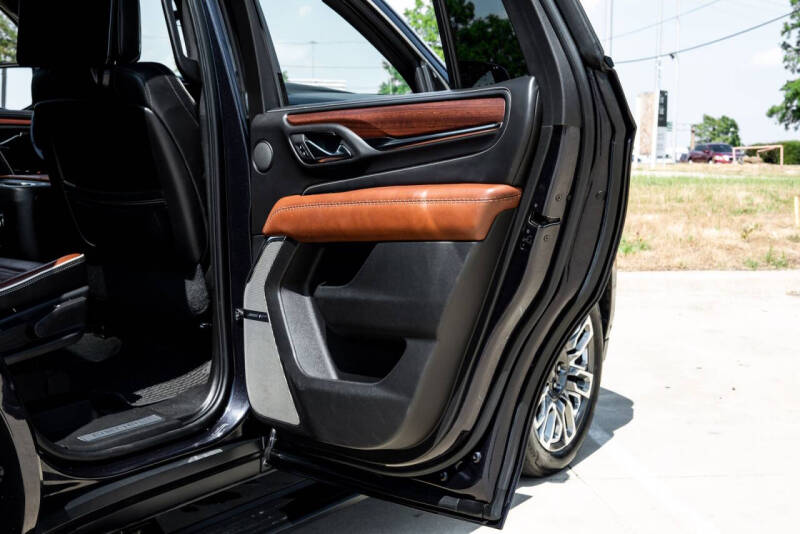 2023 GMC Yukon Denali Ultimate