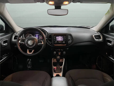 2017 Jeep Compass Sport