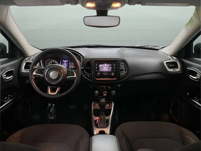 2017 Jeep Compass Sport