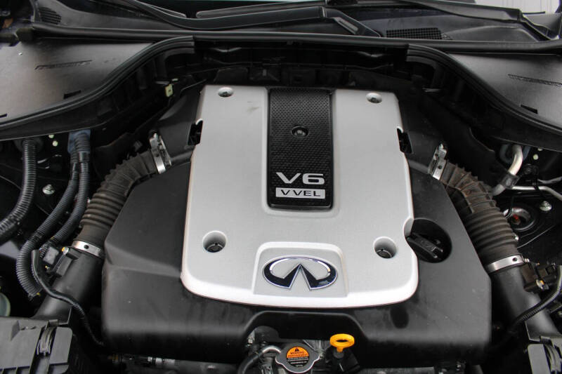 2018 Infiniti Q70L 3.7 Luxe