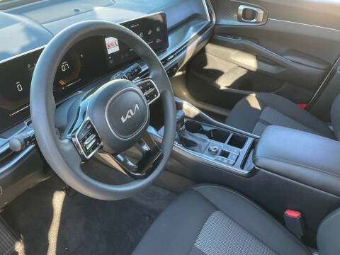 2024 Kia Sorento LX