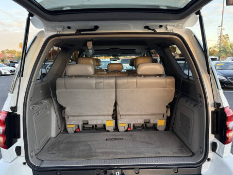 2004 Toyota Sequoia Limited