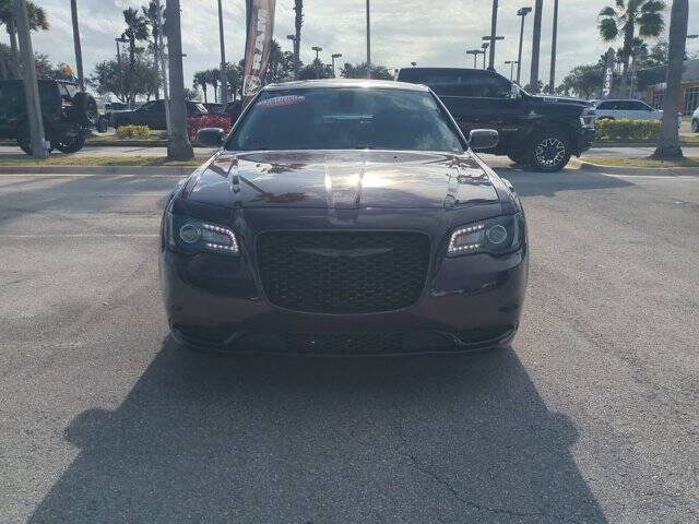 2021 Chrysler 300 Touring