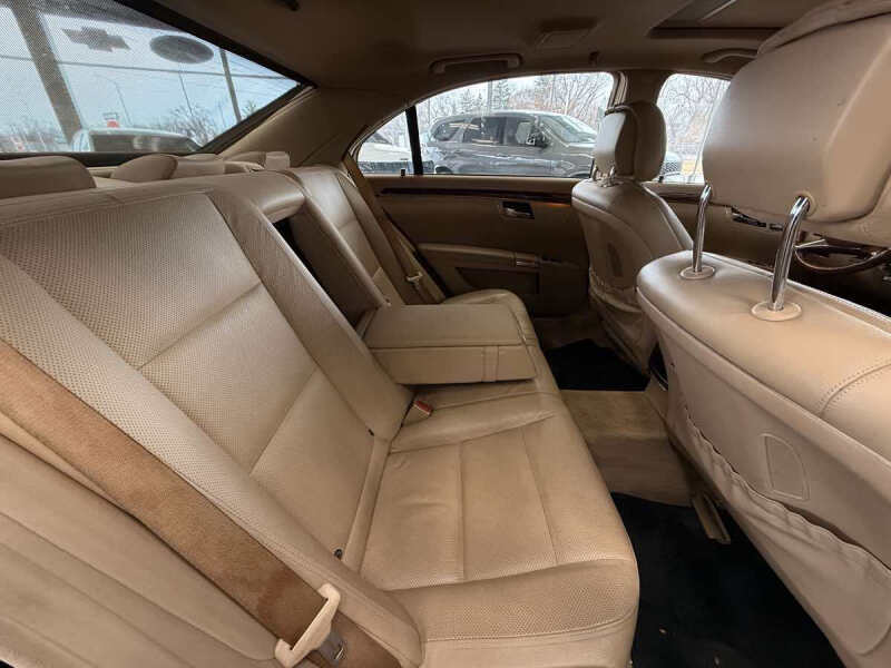 2010 Mercedes-Benz S-Class S 550 4MATIC