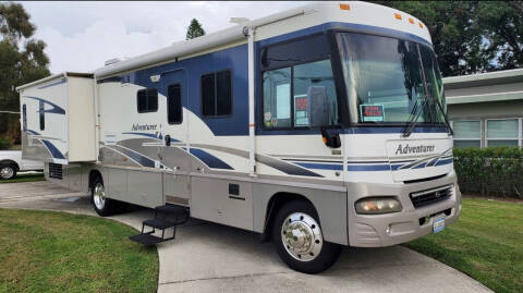 2006 Winnebago Adventurer 35U