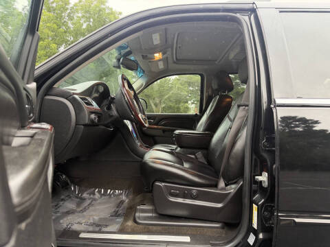 2012 Cadillac Escalade ESV Premium