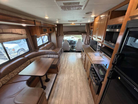 2018 Coachmen RV Leprechaun 319MB