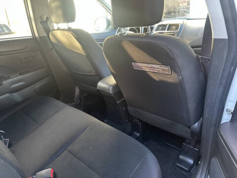 2015 Mitsubishi Outlander Sport ES