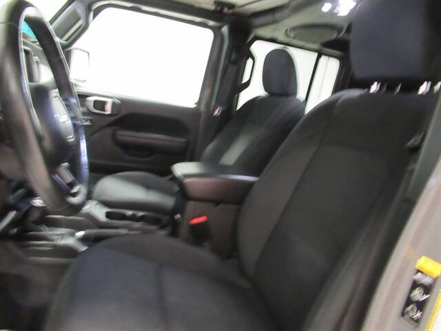 2021 Jeep Gladiator Willys