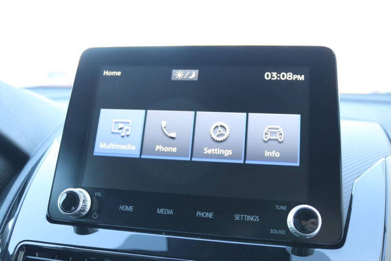 2025 Mitsubishi Eclipse Cross LE