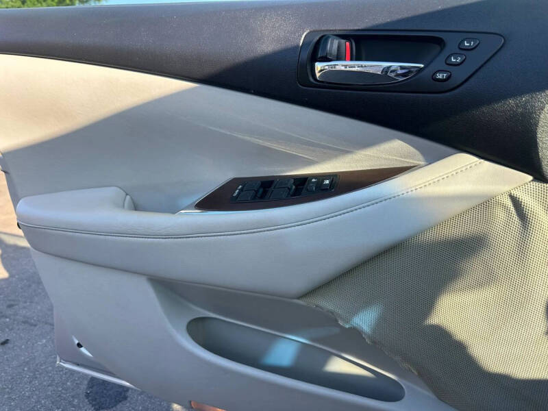 2011 Lexus ES 350