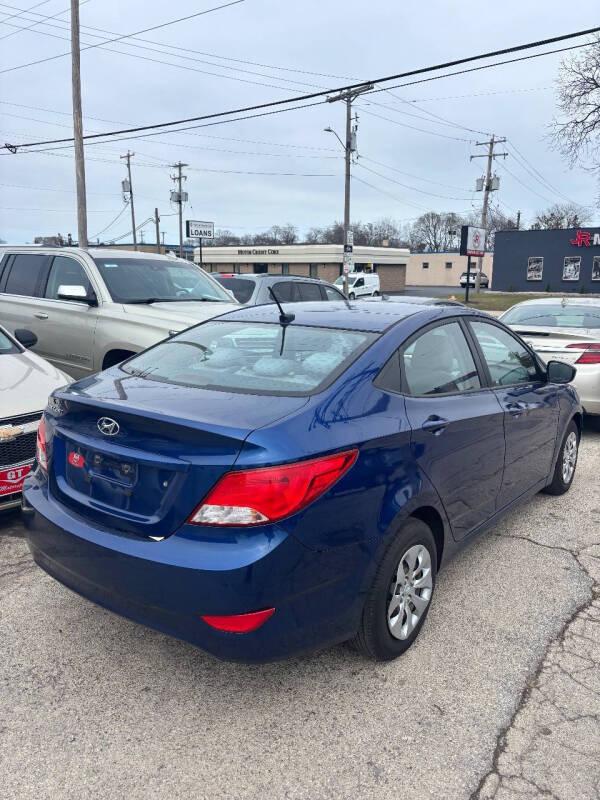 2017 Hyundai Accent SE