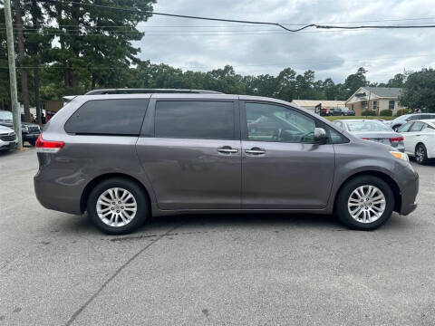 2011 Toyota Sienna Limited 7-Passenger
