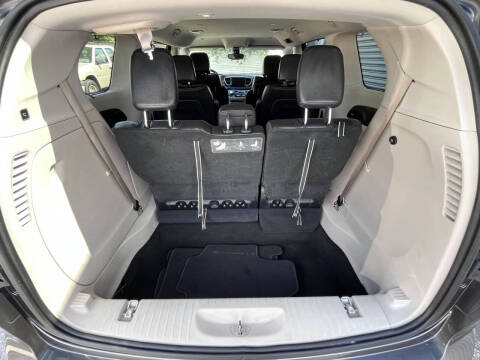 2017 Chrysler Pacifica Touring-L Plus