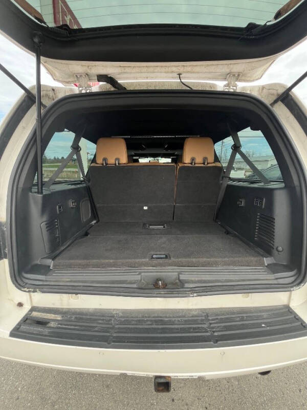 2011 Lincoln Navigator L