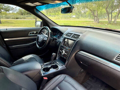 2016 Ford Explorer Sport