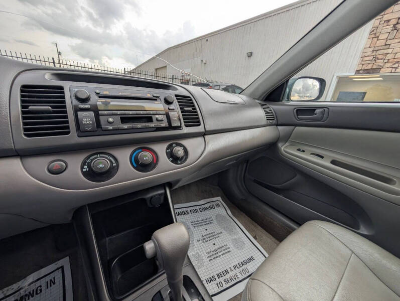 2003 Toyota Camry LE