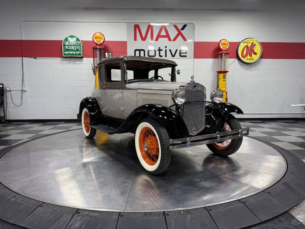 1930 Ford Model A 2