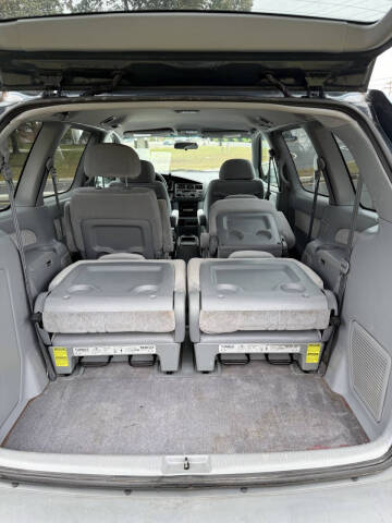 2000 Toyota Sienna LE