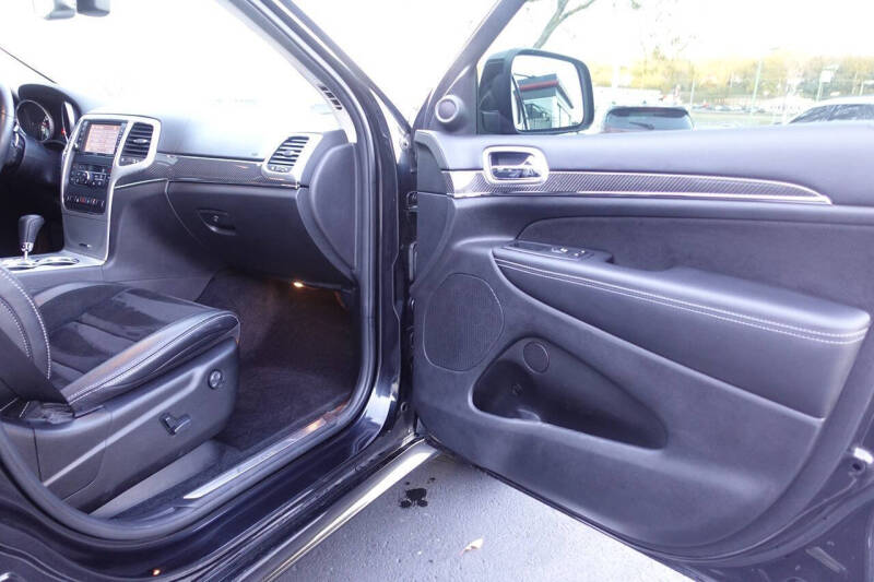 2012 Jeep Grand Cherokee SRT8