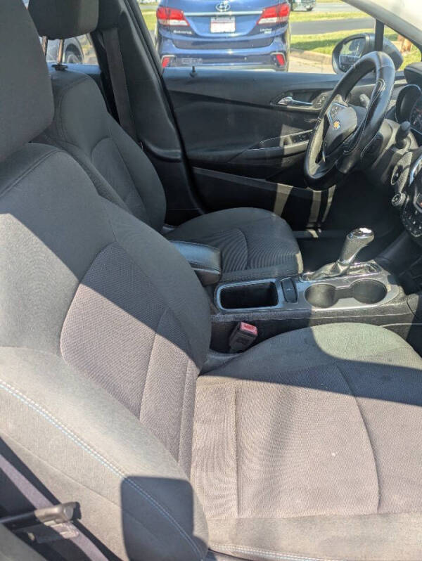 2017 Chevrolet Cruze LT Auto