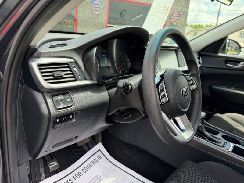 2020 Kia Optima LX