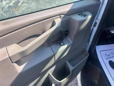 2019 Chevrolet Express 2500