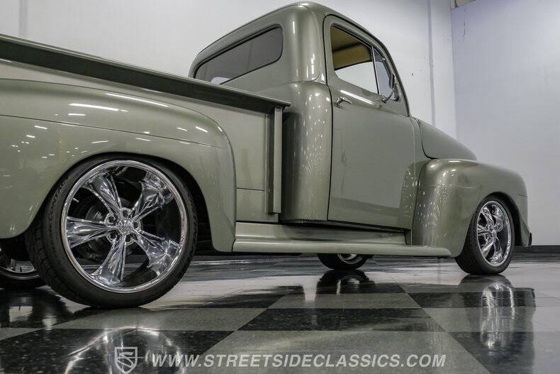 1951 Ford F-100