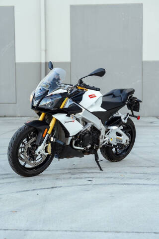 2015 Aprilia Tuono V4