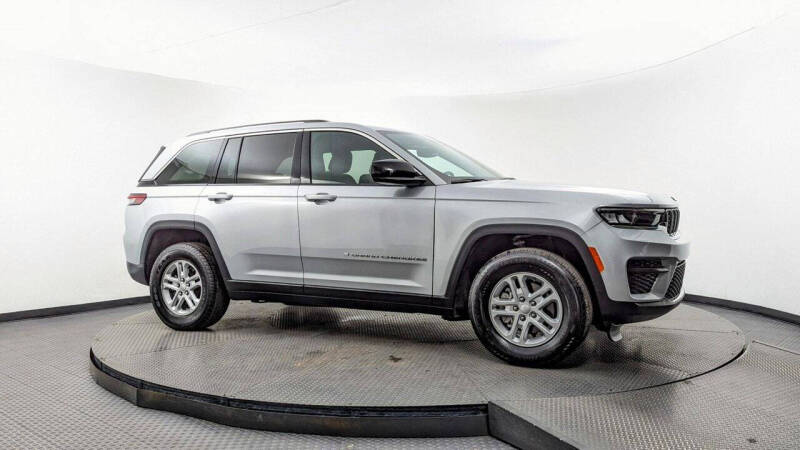 2023 Jeep Grand Cherokee Laredo