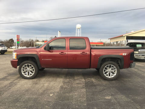 2013 Chevrolet Silverado 1500 for sale at Village Motors in Sullivan MO