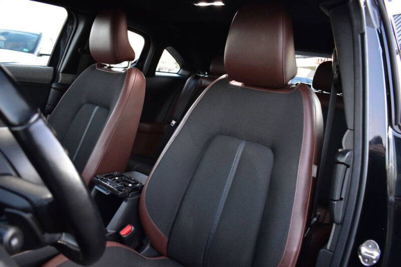 2023 Mazda MX-30 EV Premium Plus