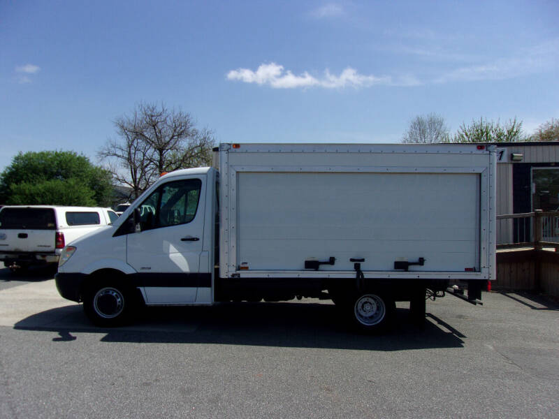 2008 Freightliner Sprinter Cab Chassis 3500