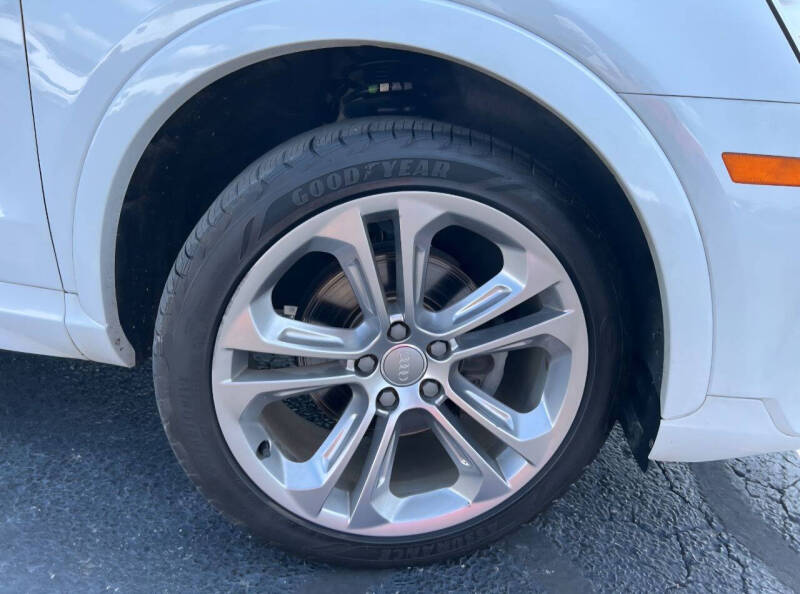 2017 Audi Q3 2.0T quattro Premium Plus