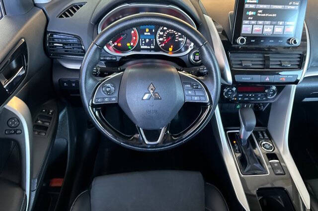 2025 Mitsubishi Eclipse Cross SE