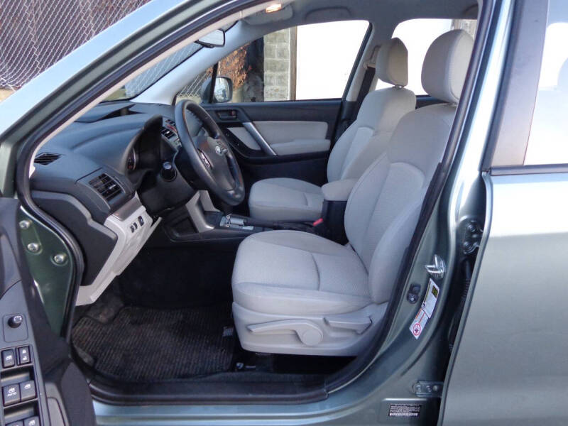 2014 Subaru Forester 2.5i