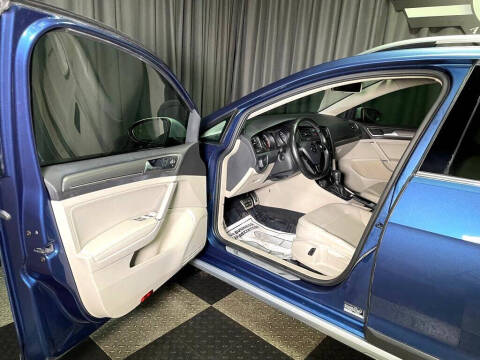 2017 Volkswagen Golf Alltrack