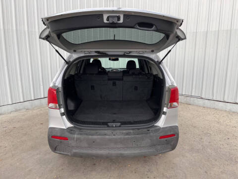 2011 Kia Sorento LX
