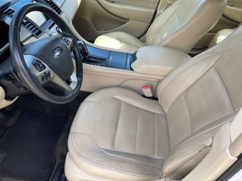 2014 Ford Taurus SEL