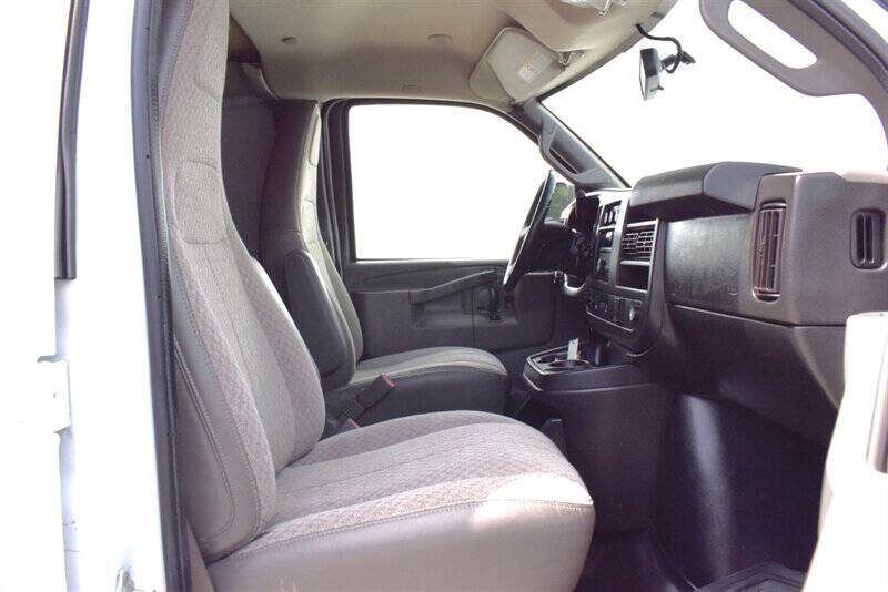 2021 Chevrolet Express 2500
