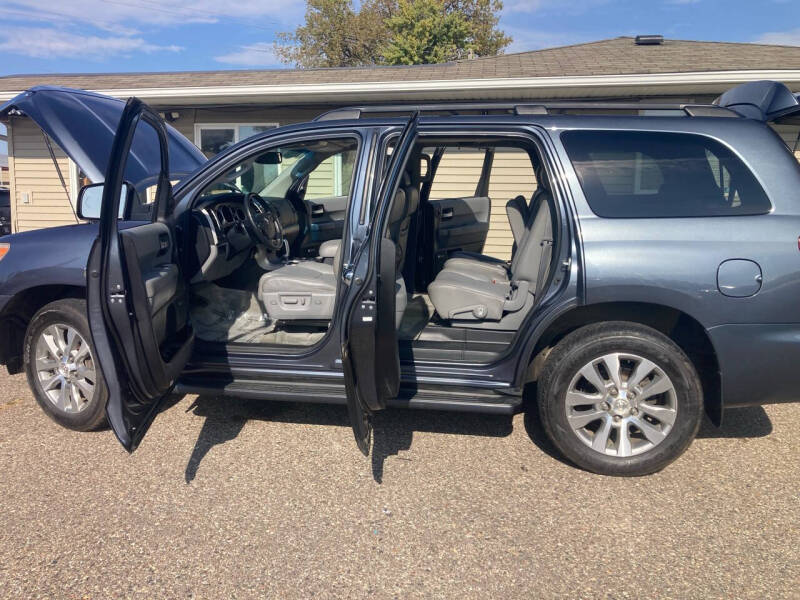 2010 Toyota Sequoia Limited