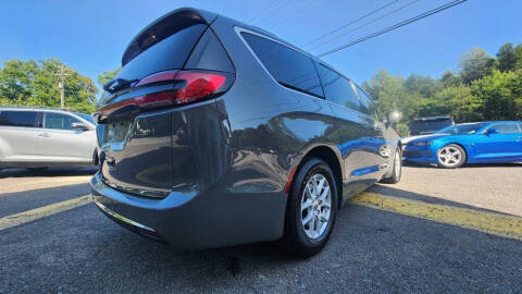 2022 Chrysler Pacifica Touring L